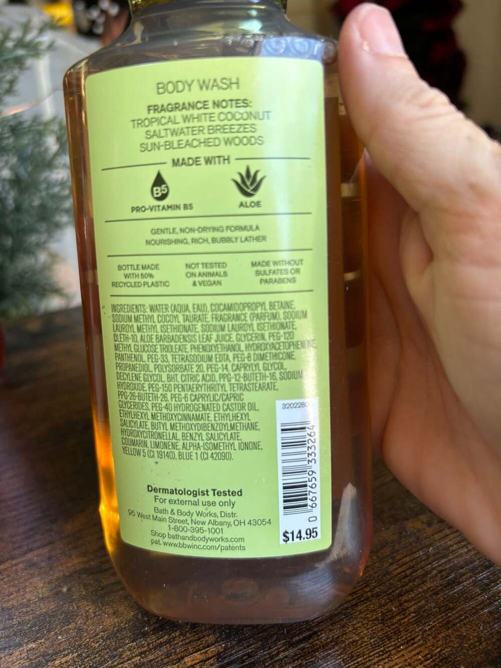 Bath & Body Works Waikiki Beach Coconut Body Wash 10 Fl Oz - Picture 2 of 2